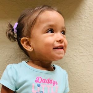 Meet your Posher, Yoanndra